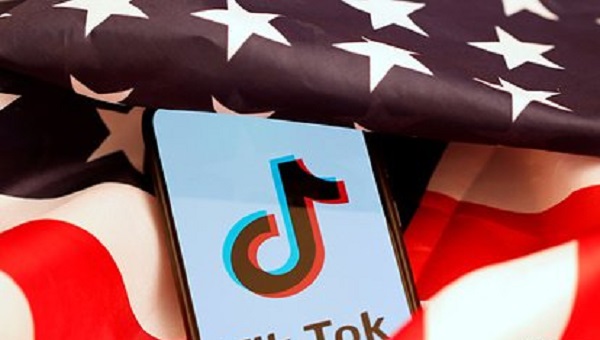 Американским военным запретили пользоваться TikTok