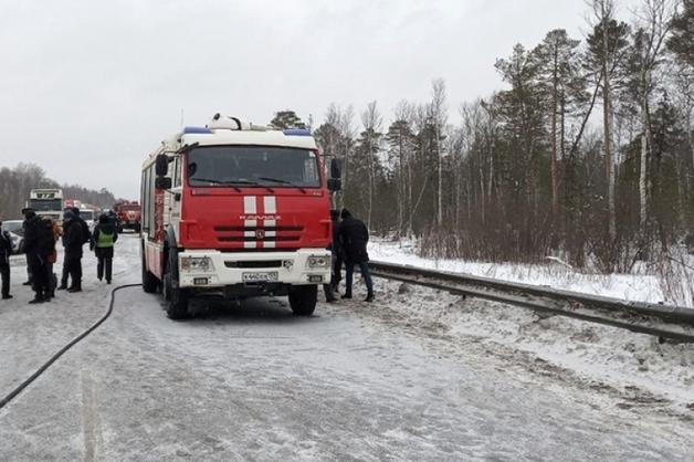 Семья из трех человек погибла при пожаре в российском селе