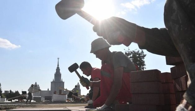 Московские власти вновь начали тратить десятки миллиардов на благоустройство и дороги