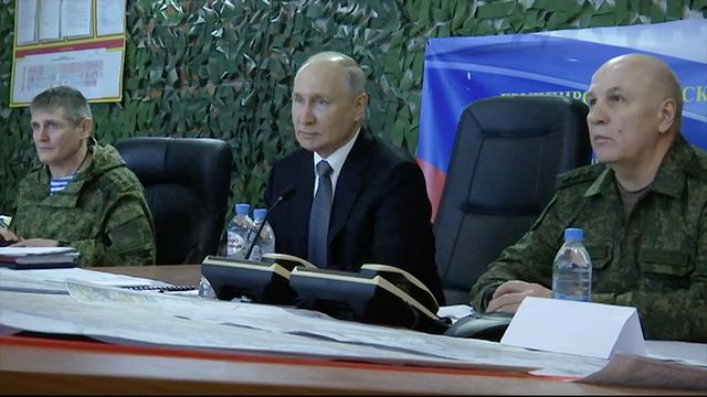 В Кремле раскрыли подробности поездок Путина в штабы Херсонской области и ЛНР