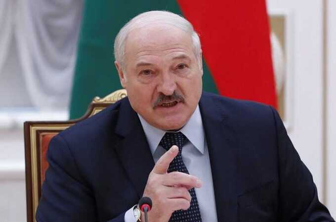 Лукашенко освободил 32 политических заключённых