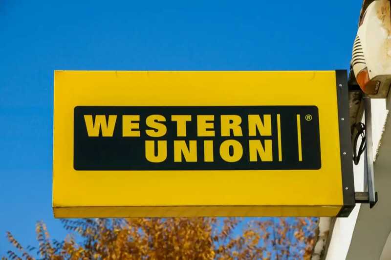 Western Union прекратила проведение переводов с территории США на Кубу из-за введения новых санкций