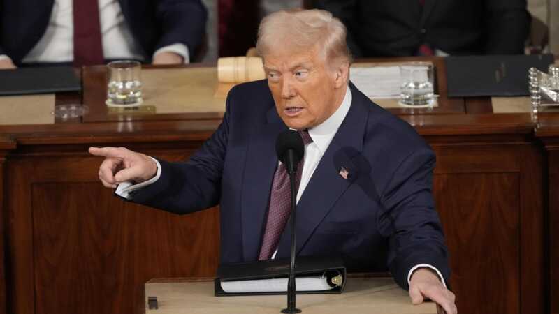Трамп угрожает Европе введением 200% пошлины на алкоголь в ответ на установленные тарифы на американский виски
