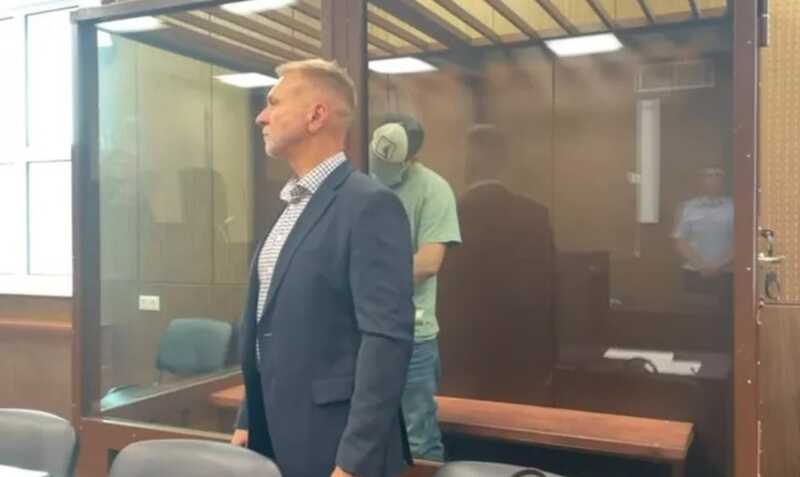 Бывший полковник ФСБ Михаил Поляков, известный под прозвищем "Дядя Миша", обвинил силовые структуры в жестоком обращении