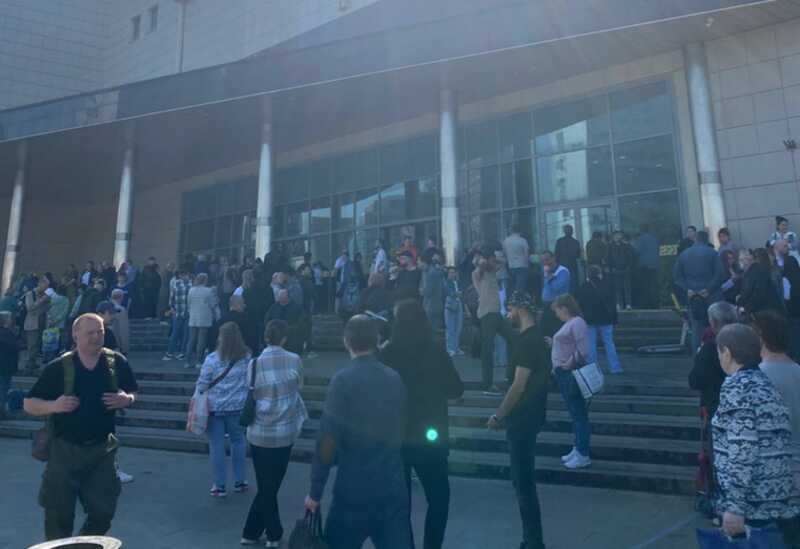 В Москве одновременно проводят эвакуацию двух торговых центров