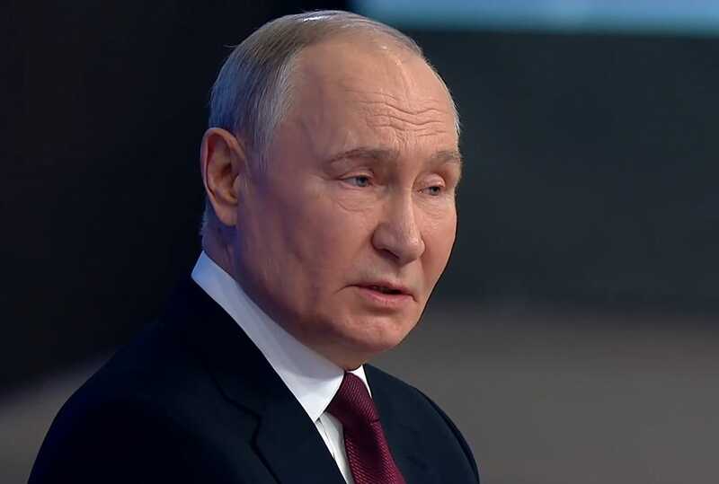 Путин требует письменных гарантий того, что НАТО не будет расширяться на восток