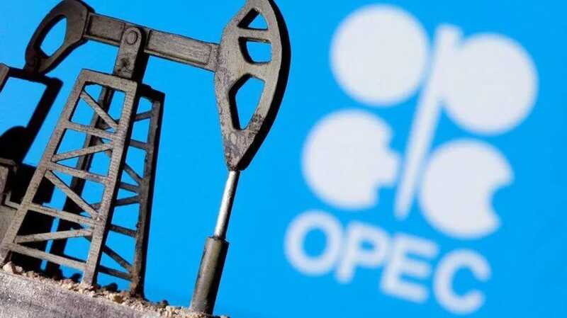 ОПЕК+ может повысить объем добычи нефти сверх установленных квот
