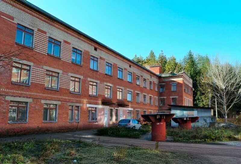 В Свердловской области депутаты предлагают избавиться от пустующих больничных зданий для экономии средств