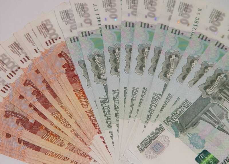 Мошенники обманули пенсионеров в Москве на 17 миллионов рублей и автомобиль