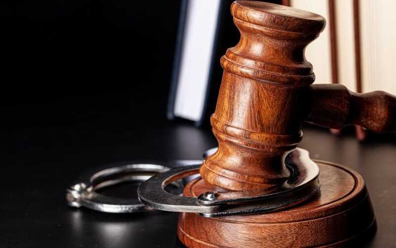 Суд наложил запрет на рекламу стоматологии, вызывающую споры, в Тюмени