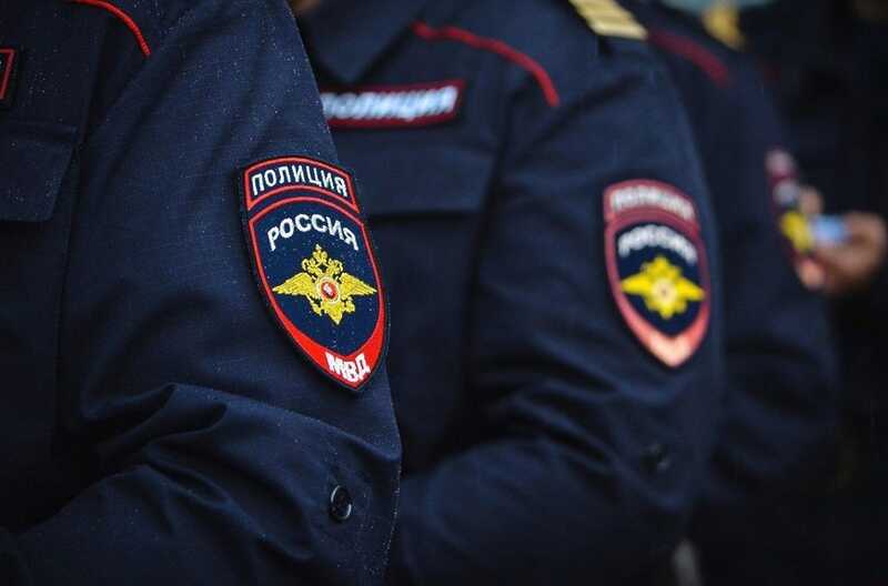 Нетрезвый мужчина совершил нападение на полицейских в Орске