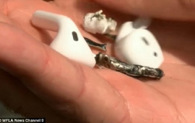 В Штатах зафиксирован случай взрыва наушников Apple AirPods