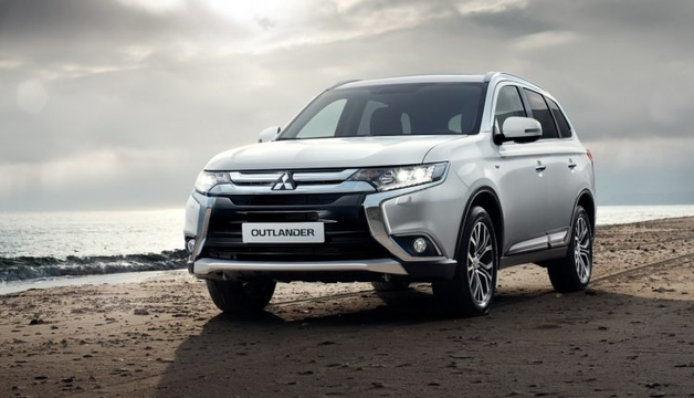 Генпрокуратура купила два внедорожника Mitsubishi Outlander за 1,44 млн