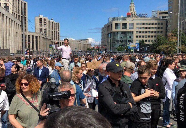 В Москве снова взбунтовались против Путина из-за Голунова: фото и видео