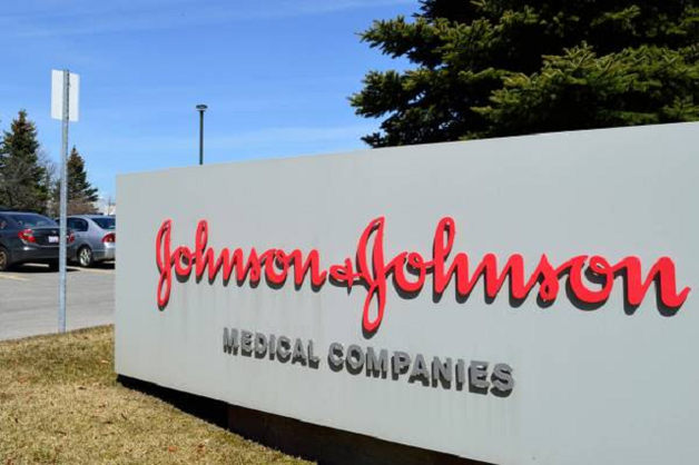 Заболевшая раком из-за присыпки Johnson & Johnson американка получит $110 млн